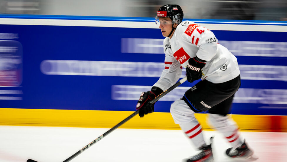 Österreichs Eishockey-Hoffnung David Reinbacher hat am Weg in die NHL einen Rückschlag erlitten