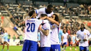 Vize-Weltmeister Frankreich und Italien steuern auf Kurs Viertelfinale, Domenico Tedescos Belgien droht der Abstieg