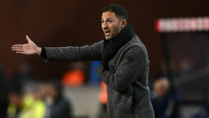 Der deutsche Trainer Domenico Tedesco hat mit der belgischen Fußball-Nationalmannschaft den nächsten bitteren Dämpfer ka