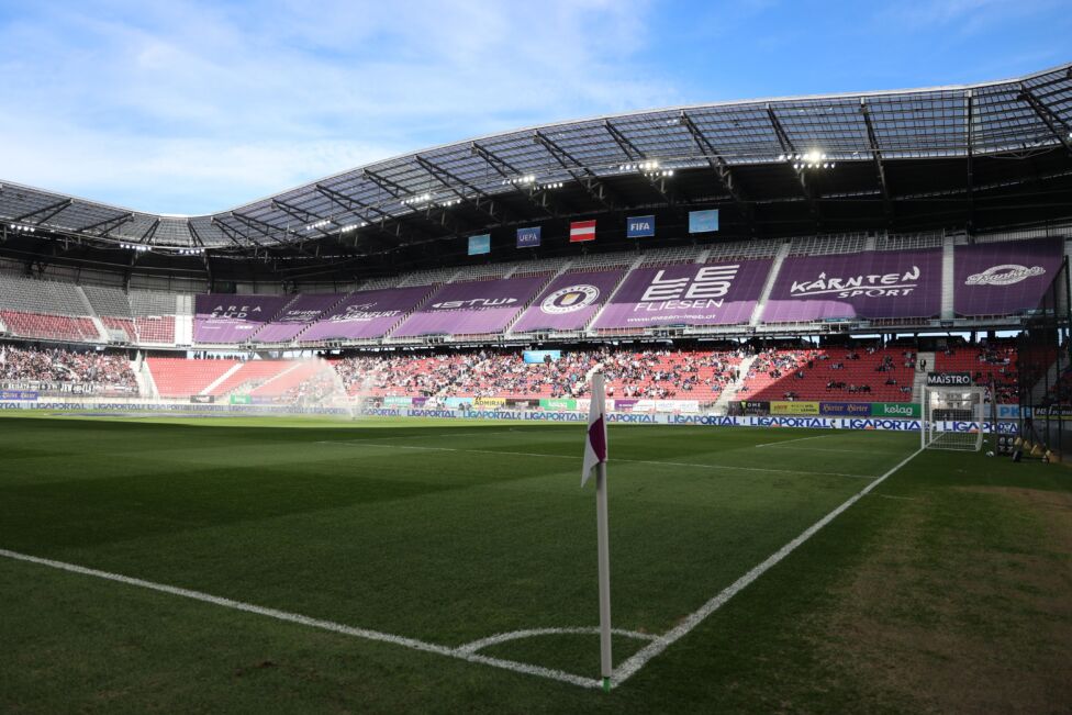Austria Klagenfurt: 28 Black Arena (2007) - 30.000 Plätze