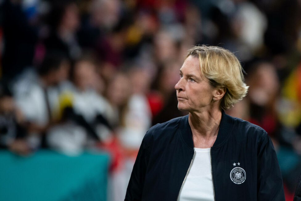 Die ehemalige deutsche Frauen-Nationalteam-Trainerin Martina Voss-Tecklenburg hat ihren ehemaligen Arbeitgeber für desse