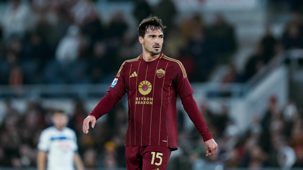 Der frühere Fußball-Weltmeister Mats Hummels durchlebt beim kriselnden italienischen Erstligisten AS Roma weiterhin turb