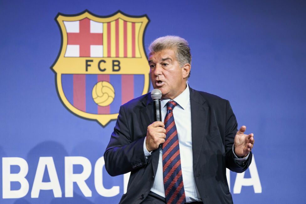 FC-Barcelona-Präsident Joan Laporta hat einen über 90-minütigen Auftritt zur brisanten Causa um Dani Olmo auch zum Rundu
