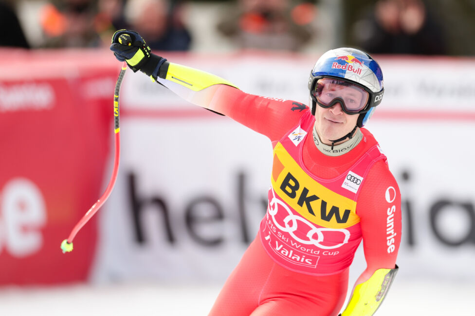 Ski-Superstar Marco Odermatt hat beim Super-G in Crans Montana einen Schweizer Doppelsieg angeführt