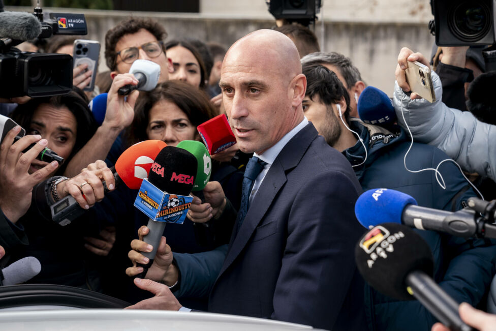 Der frühere spanische Verbandschef Luis Rubiales ist mit der Klage gegen seine Dreijahressperre durch den Fußball-Weltve