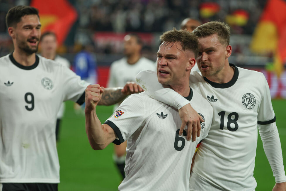 Die deutsche Fußball-Nationalmannschaft steht nach einem verrückten Duell gegen Italien erstmals im Final Four der Natio