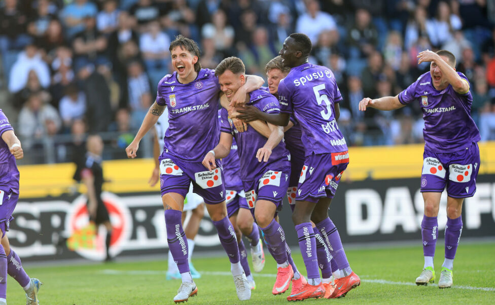 Sieg gegen neun Grazer: Austria übernimmt Tabellenführung