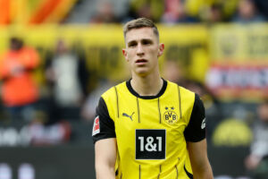 BVB-Verteidiger Nico Schlotterbeck hat sich einen Meniskusriss im linken Knie zugezogen. Damit ist das Saisonaus beschlo