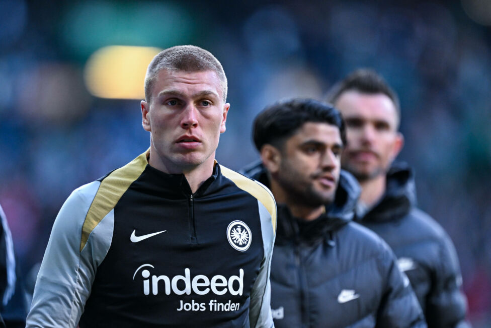 Der deutsche Bundesligist Eintracht Frankfurt setzt auch in Zukunft auf die Dienste von Rasmus Kristensen.