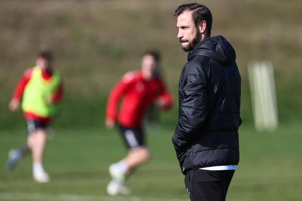 Andreas Ulmer beginnt wenige Monate nach seinem Karriereende als Spieler eine Laufbahn als Trainer.