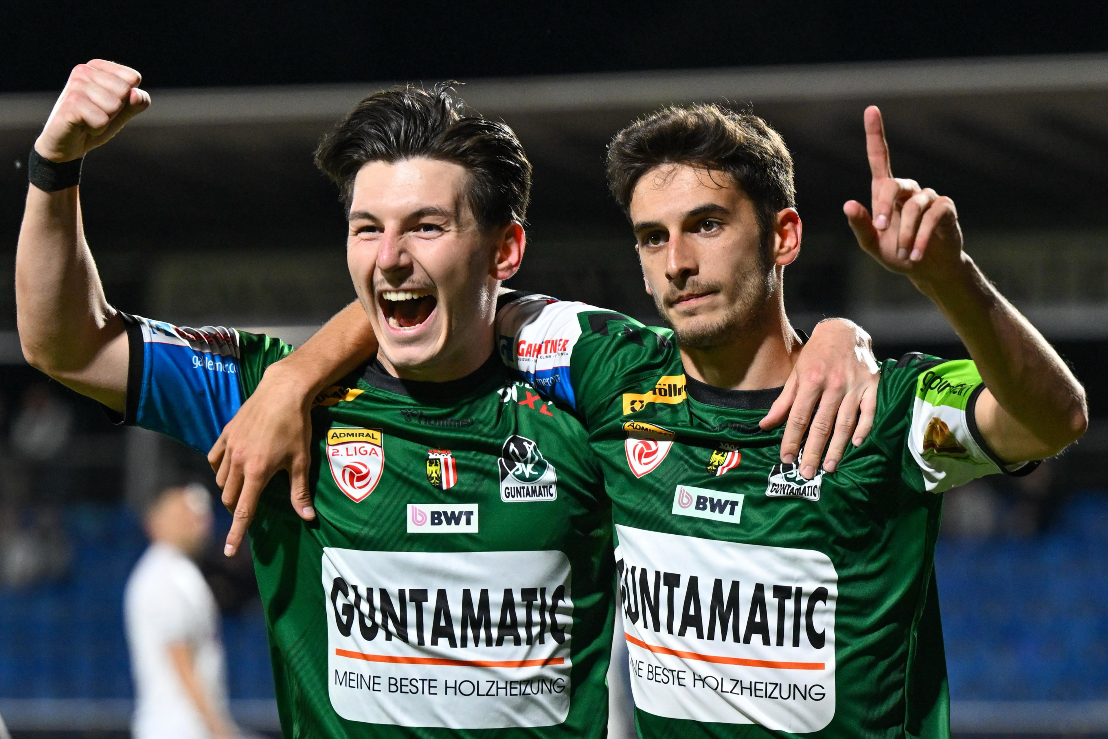 Die SV Ried fixierte mit einem Auswärtssieg bei Schwarz-Weiß Bregenz den Aufstieg in die ADMIRAL Bundesliga | Bild: GEPA