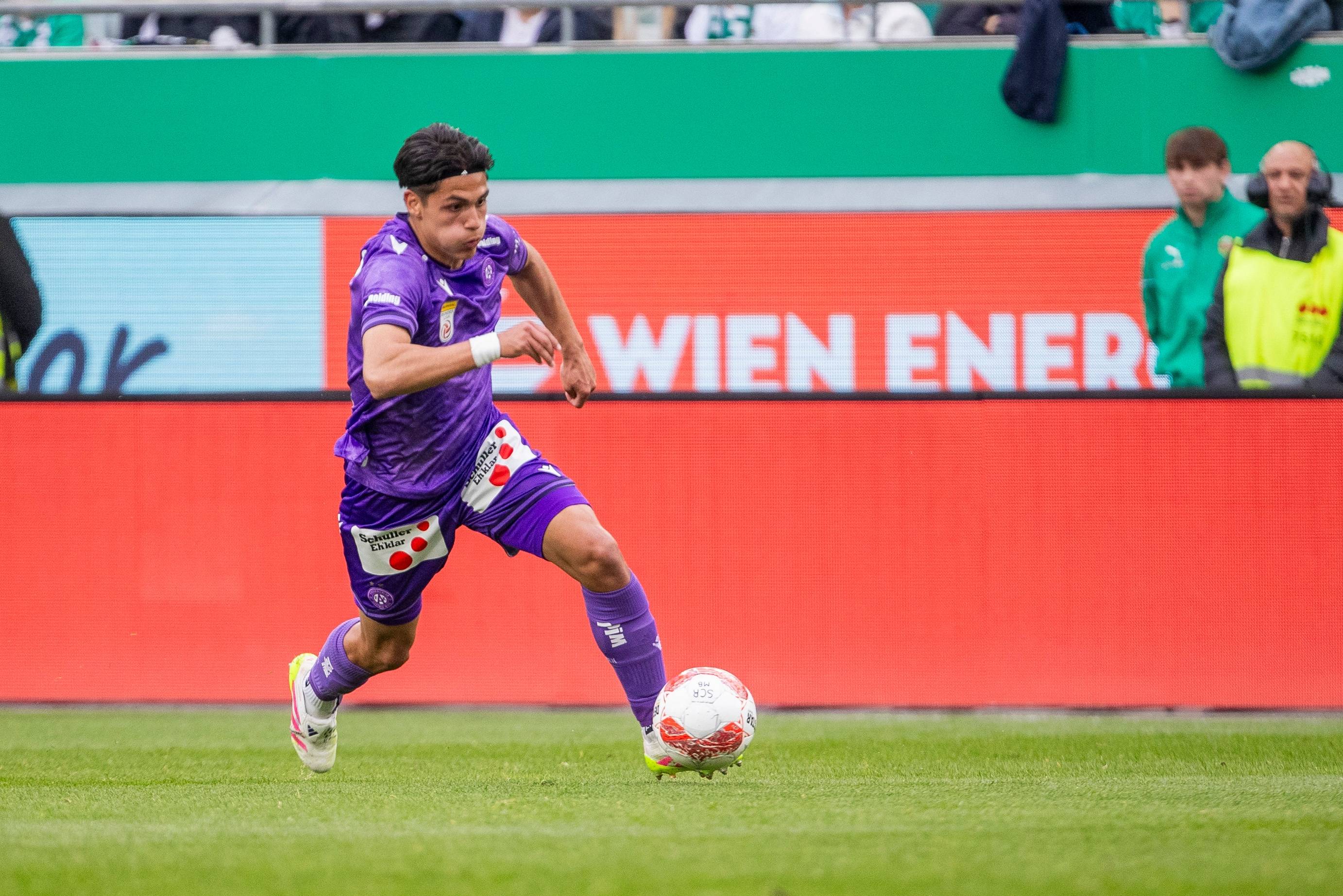 Linker Verteidiger: Matteo Perez Vinlöf (Austria Wien) | Bild: GEPA