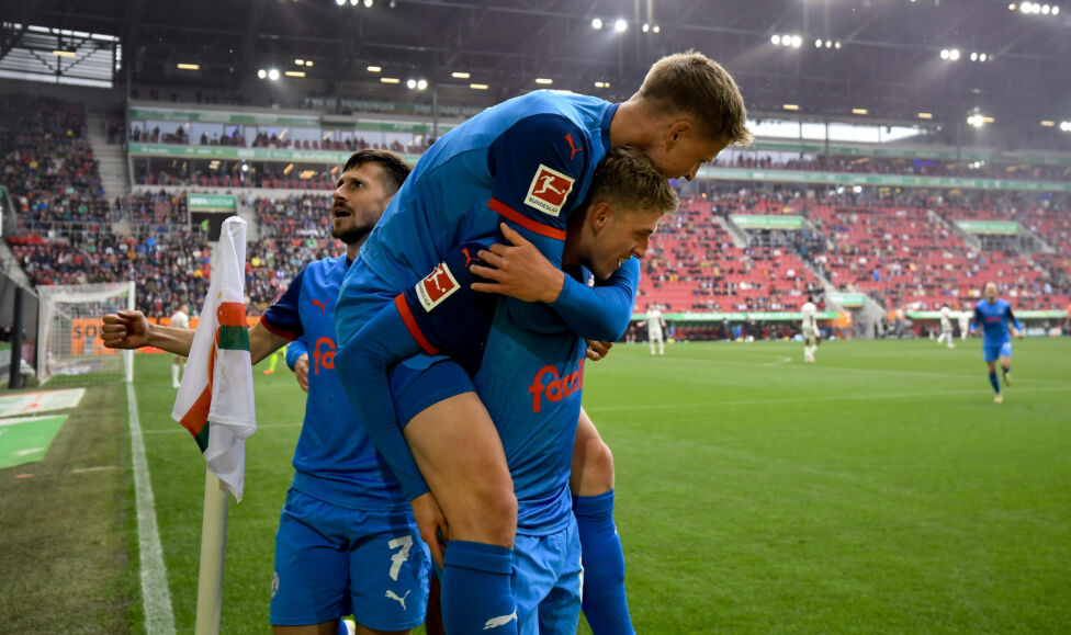 Holstein Kiel hat erstmals in der deutschen Bundesliga zwei Partien in Folge gewonnen und darf weiter auf den Klassenerh