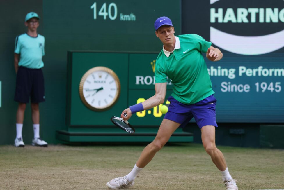 Sinner scheitert in Halle an Bublik - Zverev müht sich ins Viertelfinale