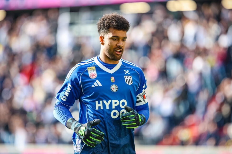 LASK-Goalie Tobias Lawal steht laut Sky-Informationen vor einem Wechsel nach Belgien.