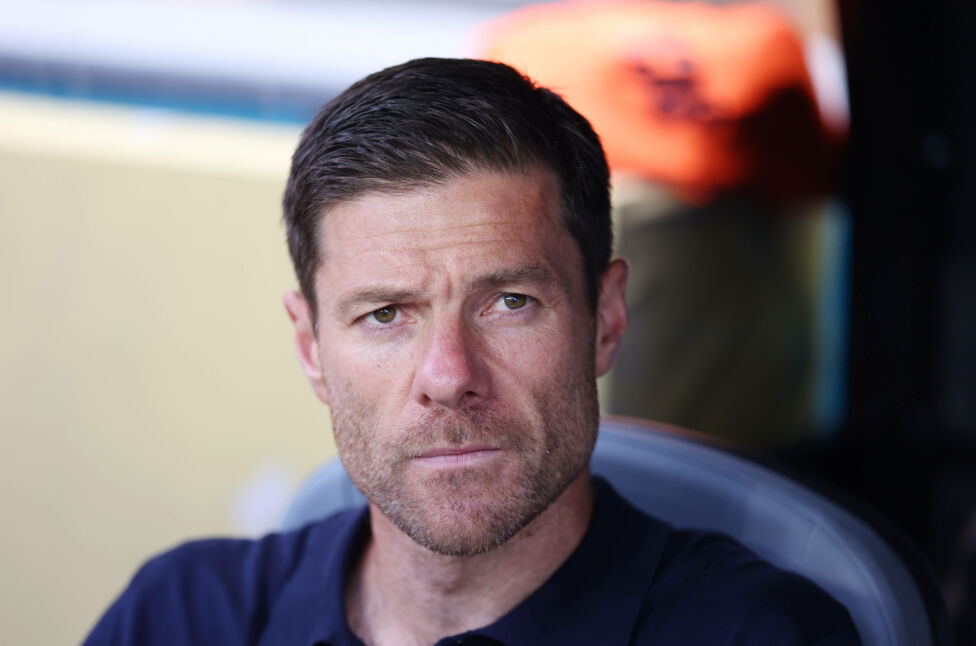Das "schmerzhafte" 0:4 gegen Paris ist auch für den neuen Trainer von Real Madrid ein Wirkungstreffer. Xabi Alonso sieht