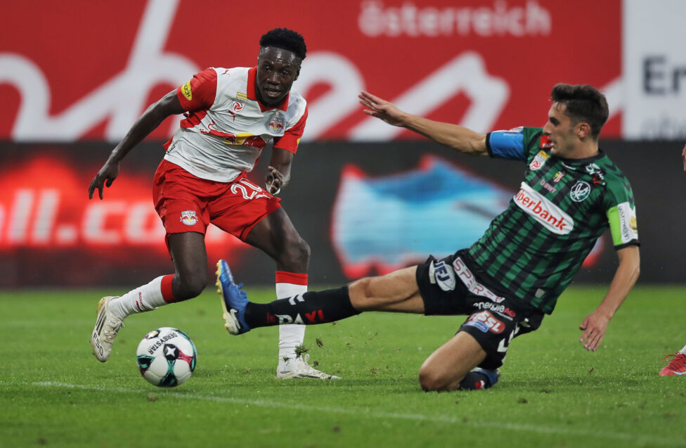 Aufsteiger Ried holte in der 1. Bundesliga-Runde gegen Vizemeister Red Bull Salzburg nach einer beherzten Leistung ein 2