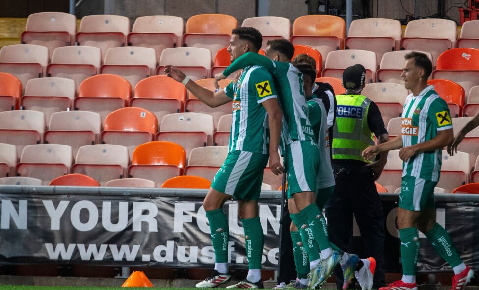 Die Wiener Klubs mussten lange zittern, dennoch ist zumindest dem SK Rapid der Einzug ins Conference-League-Playoff gelu