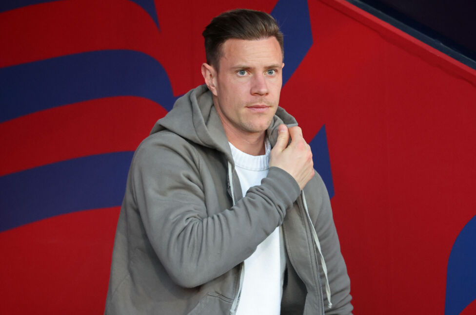 Der Streit zwischen Tormann Marc-André ter Stegen und dem FC Barcelona ist um eine Posse reicher.