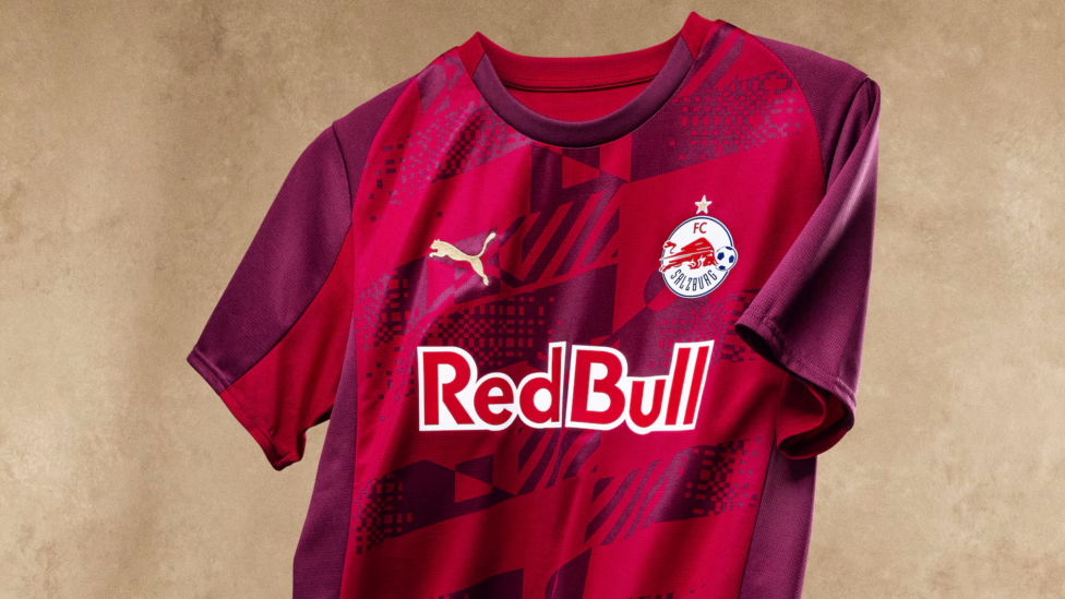 Red Bull Salzburg hat am Donnerstag das neue Trikot für die UEFA Europa League-Saison 2025/26 vorgestellt.