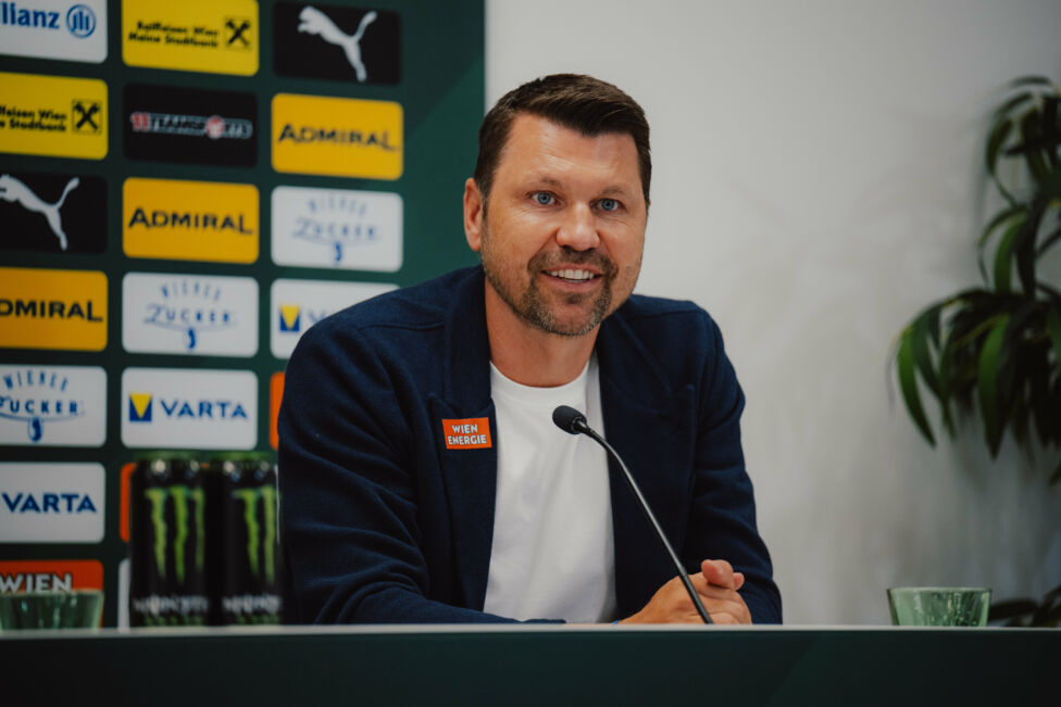 Der SK Rapid hat den ghanaischen Innenverteidiger Keneth Yeboah Bonsu verpflichtet. Der Spieler ist vorerst für die zwei