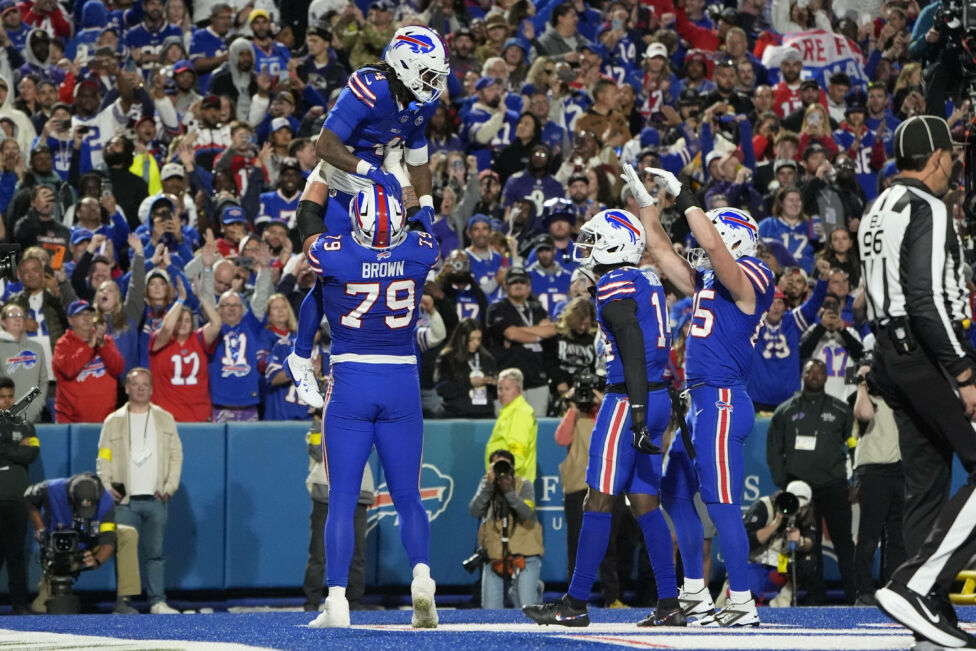 Die Buffalo Bills haben am Sonntag (Ortszeit) zum NFL-Saisonauftakt ein spektakuläres Comeback abgeliefert und die Balti