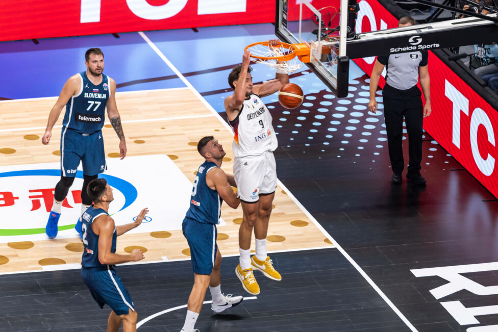 Sieg gegen Slowenien: Deutschland im EM-Halbfinale