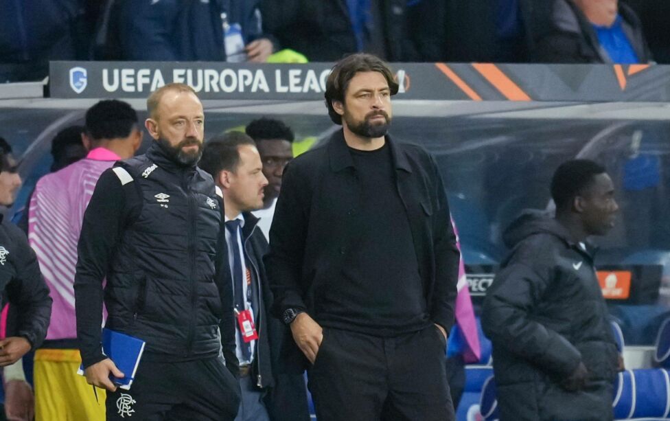 Nach einem geschäftigen Transfer-Sommer spielen die Glasgow Rangers unter Trainer Russell Martin (rechts) bisher eine sc
