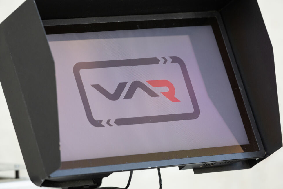 Das mögliche Aus des Video Assistant Referees (VAR) in Österreich findet kaum Unterstützung bei den Vereinen der ADMIRAL