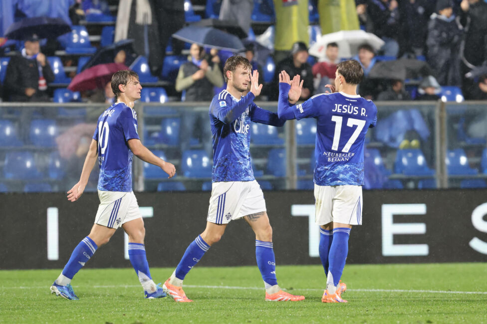 Mit seinem ersten Treffer für Como hat Stefan Posch die Truppe von Trainer Cesc Fabregas am Mittwoch auf Platz fünf der 