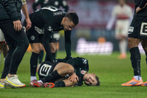 Dem SK Sturm Graz droht die nächste Hiobsbotschaft innerhalb einer Woche: Nach der schweren Knieverletzung von Verteidig