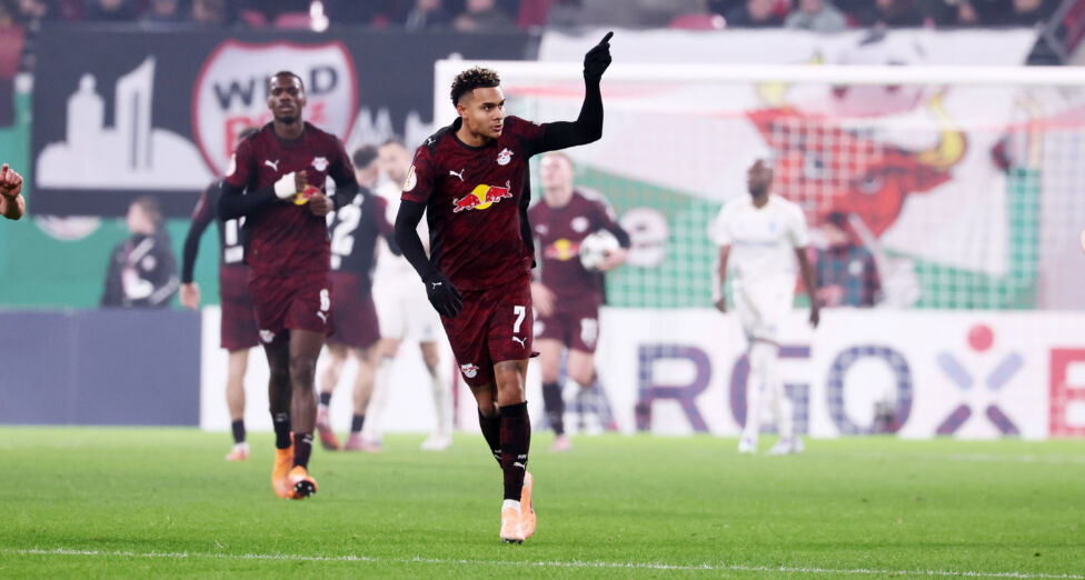 Die spanische Sport berichtet von einem konkreten Barca-Interesse an Leipzigs Flügelspieler Antonio Nusa. Sky Sport ordn