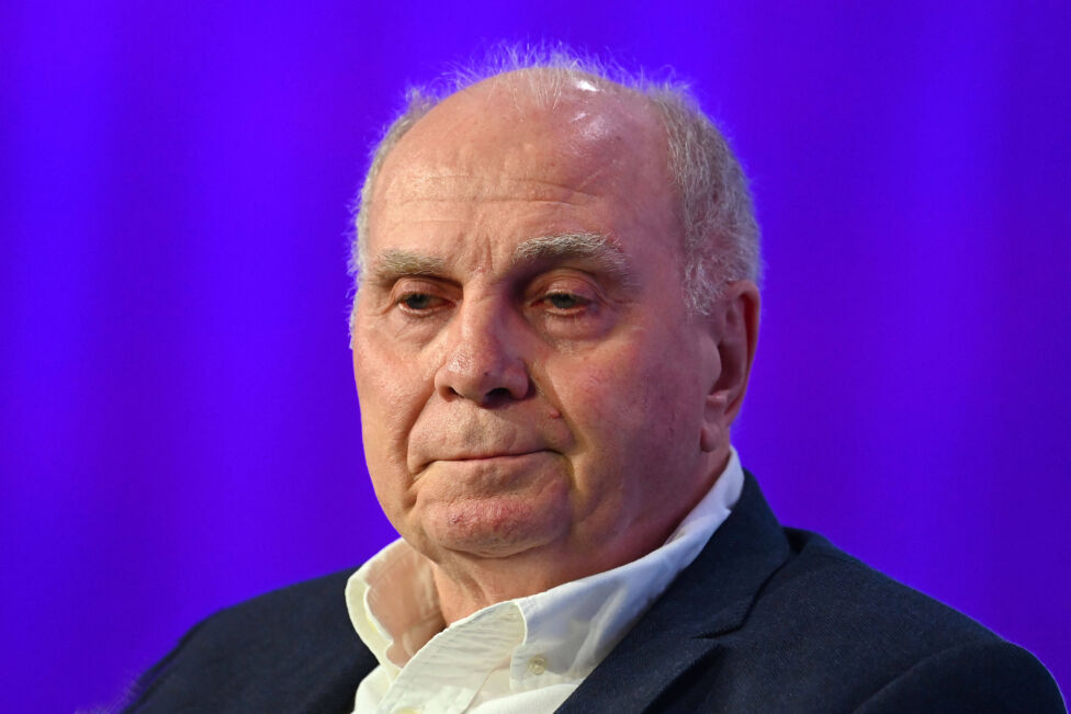 Scharfe Angriffe auf FIFA und UEFA, beißende Kritik an den eigenen Ultras und der Politik: Uli Hoeneß, einst berühmt-ber