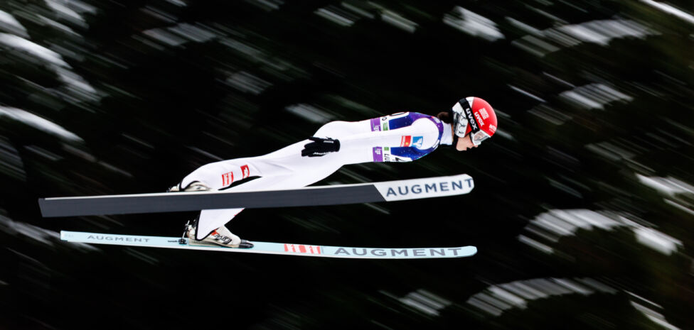 Lisa Eder hat am Samstag beim Weltcup der Skispringerinnen zum dritten Mal in Folge Platz zwei belegt