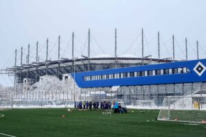Die Probleme am Dach des Volksparkstadions sind ernster als gedacht - Dem HSV droht die nächste Spielabsage