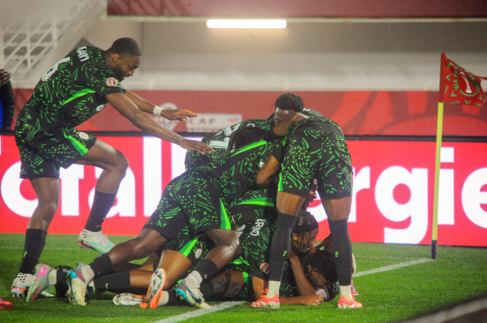 Nigeria ist mit einem 4:0-Sieg gegen Mosambik ins Viertelfinale des Afrika Cups eingezogen. Angerifer Victor Osimhen glä