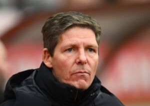 Oliver Glasner muss nach seiner Wutrede gegen die eigene Clubspitze nicht mit dem Aus beim Premier-League-Verrein Crysta