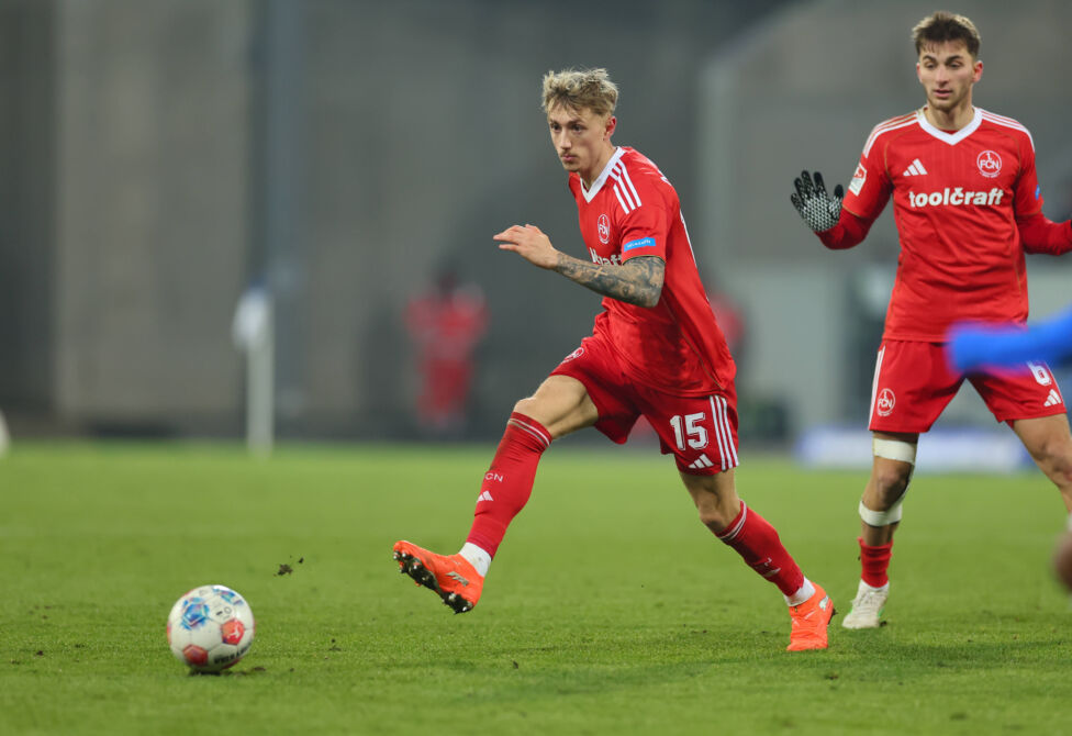 Rechtsverteidiger Tim Drexler steht laut einem Bericht der „Bild“ vor einem Wechsel zum FC Red Bull Salzburg