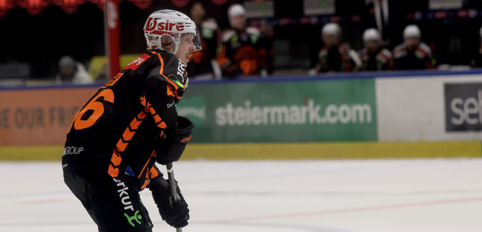 Die Graz 99ers haben sich in der ICE-Eishockey-Liga mit einem 8:3-Kantersieg bei Ferencvaros Budapest bis auf einen Punk