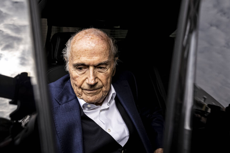 Der frühere FIFA-Chef Joseph S. Blatter hat abermals gegen seinen Nachfolger Gianni Infantino sowie den US-Präsidenten D