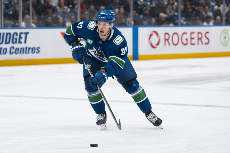 Marco Rossi im Trikot der Vancouver Canucks in der NHL