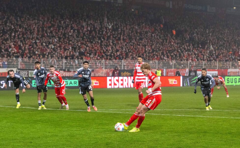 Querfeld-Elfer rettet Union Remis gegen Frankfurt