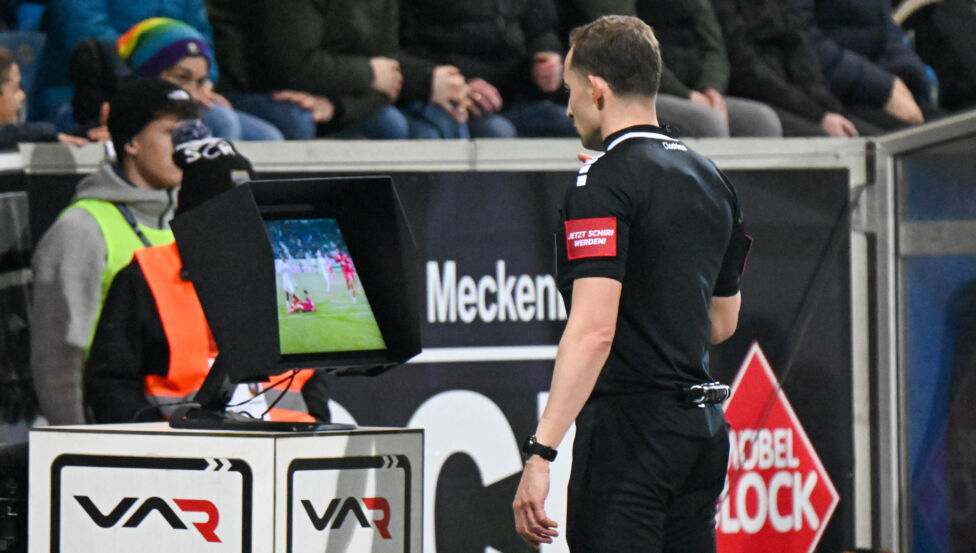 Der VAR Österreich hat zu einigen strittigen Szenen der 21. Bundesliga-Runde Stellung bezogen