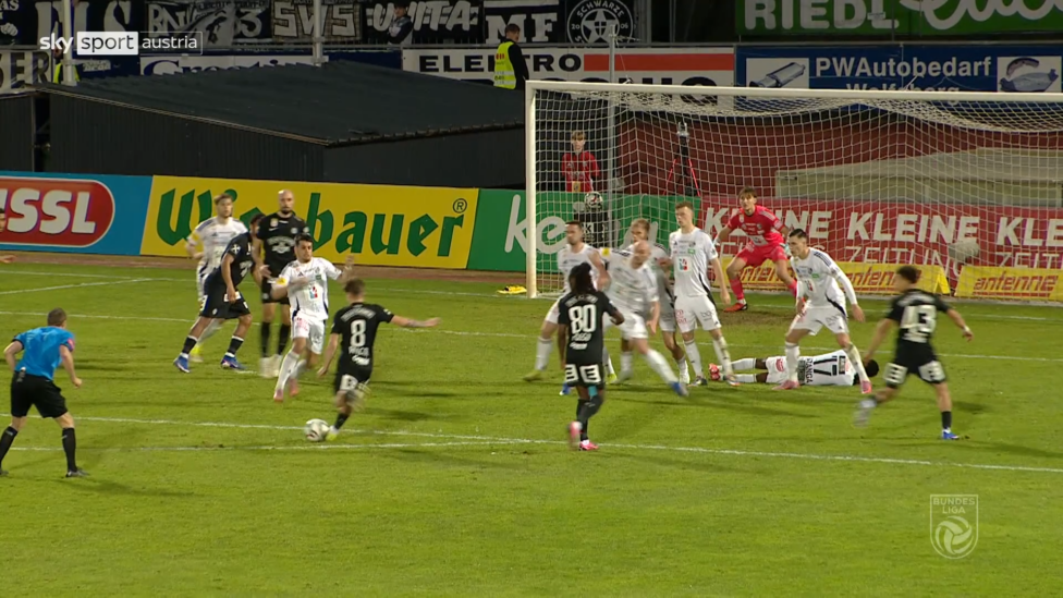 Handspiel von Dejan Zukic oder David Atanga? Ein VAR-Check bei Wolfsberger AC gegen Meister Sturm Graz sorgt für Verwirr