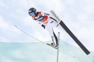 Eirin Maria Kvandal hat am Sonntag wie am Vortag auch den zweiten Skiflug-Weltcupbewerb in Vikersund gewonnen