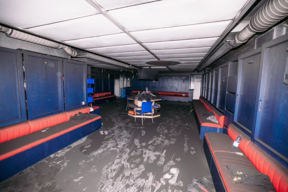 Am vergangenen Freitagabend, den 10. April 2026, ist es im Kabinentrakt des Schweizer Erstligisten FC Basel im St. Jakob