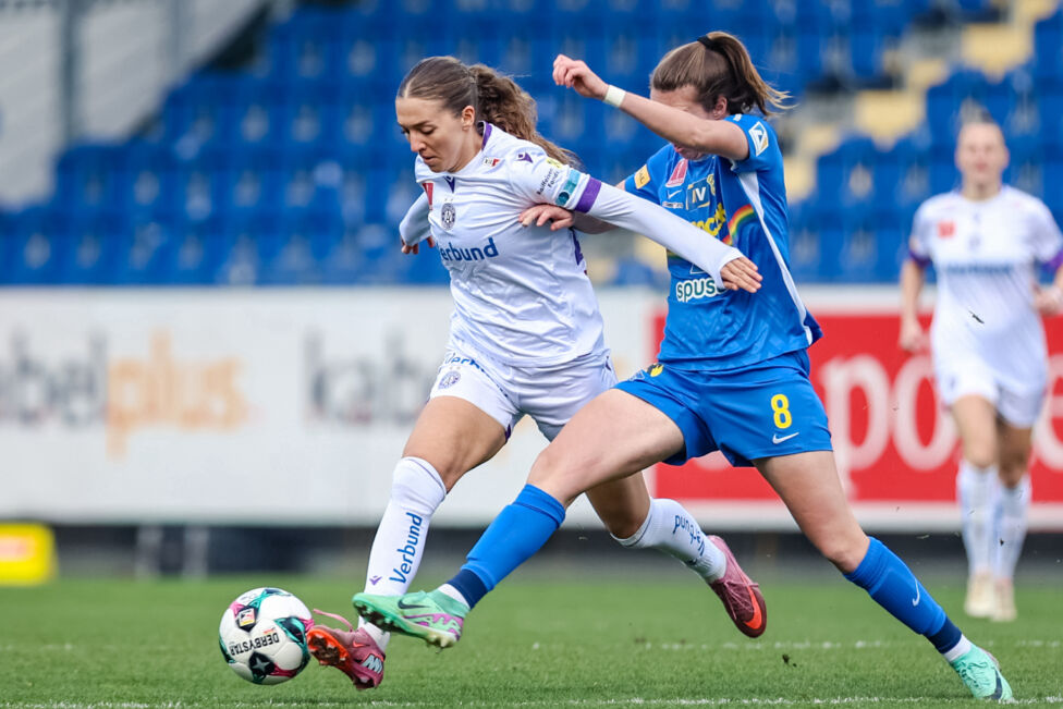 Mit dem Schlager zwischen Meister SKN St. Pölten und Tabellenführer Austria Wien am Sonntag (12.45 Uhr) hebt die Meister