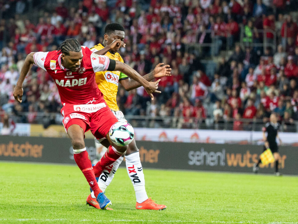 Die SV Ried hat zumindest für einen Tag die Führung in der Qualifikationsgruppe der ADMIRAL Bundesliga übernommen.