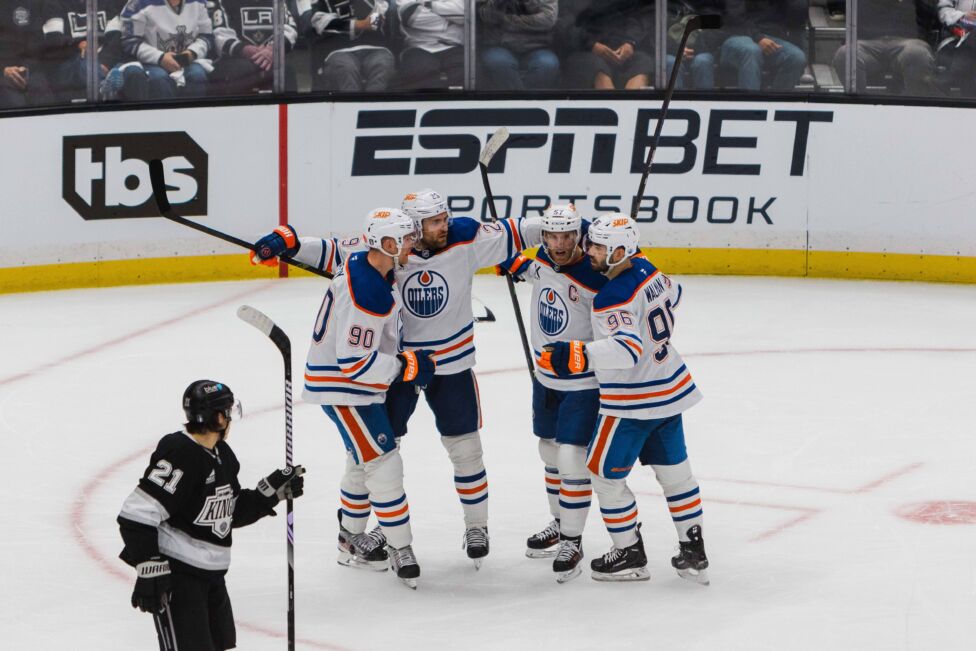Play-off-Auftakterfolg für Oilers: Knapper Erfolg über Ducks