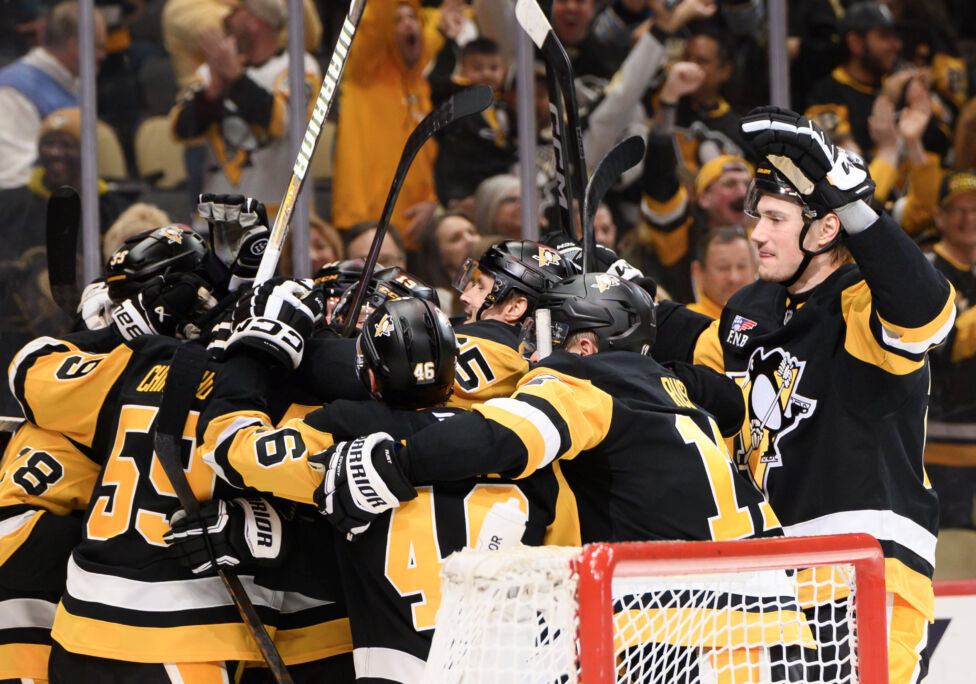 Die Pittsburgh Penguins haben das Ausscheiden in der ersten NHL-Playoff-Runde mit einem 4:2-Sieg bei den Philadelphia Fl